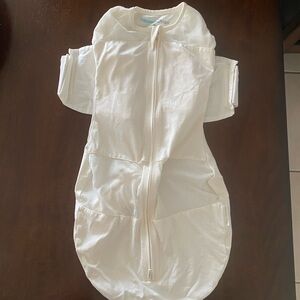 SNOO sleep sack - happiest baby Medium